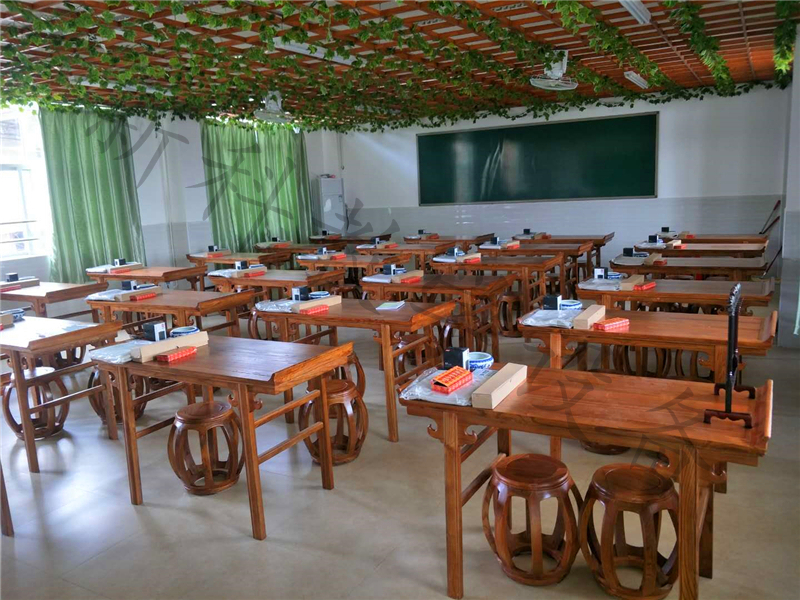 <a href='http://www.tjxblsf.com/chanpin/57-1.html' target='1' style='font-size:18px; font-weight:bold; color:#000000;'>書法功能室</a>設備