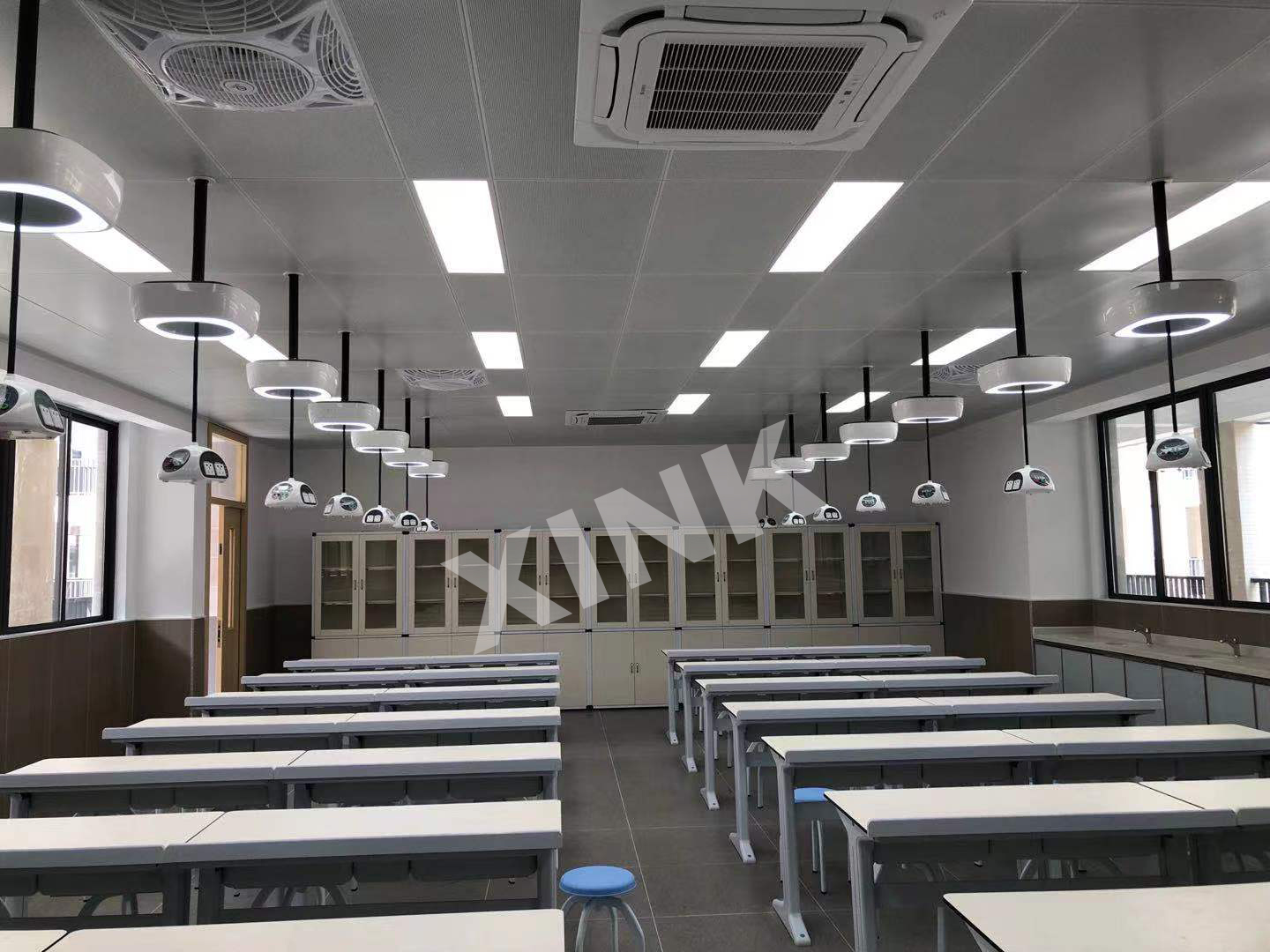 <a href='http://www.tjxblsf.com/' target='1' style='font-size:14px; font-weight:bold; color:#0080ff;'>物理實驗室</a>