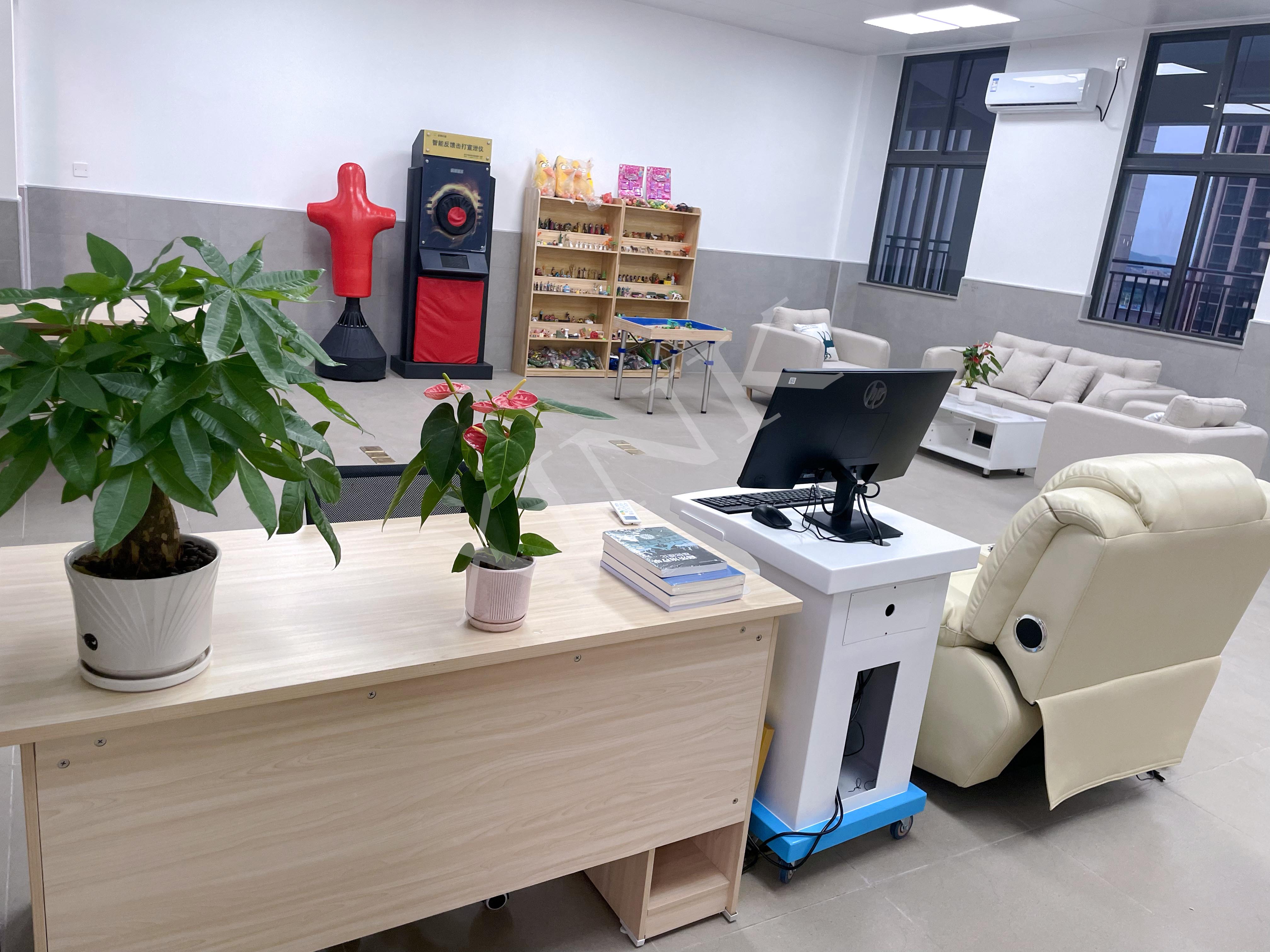 <a href='http://www.tjxblsf.com' target='1' style='font-size:14px; font-weight:bold; color:#0080ff;'>心理咨詢室</a>