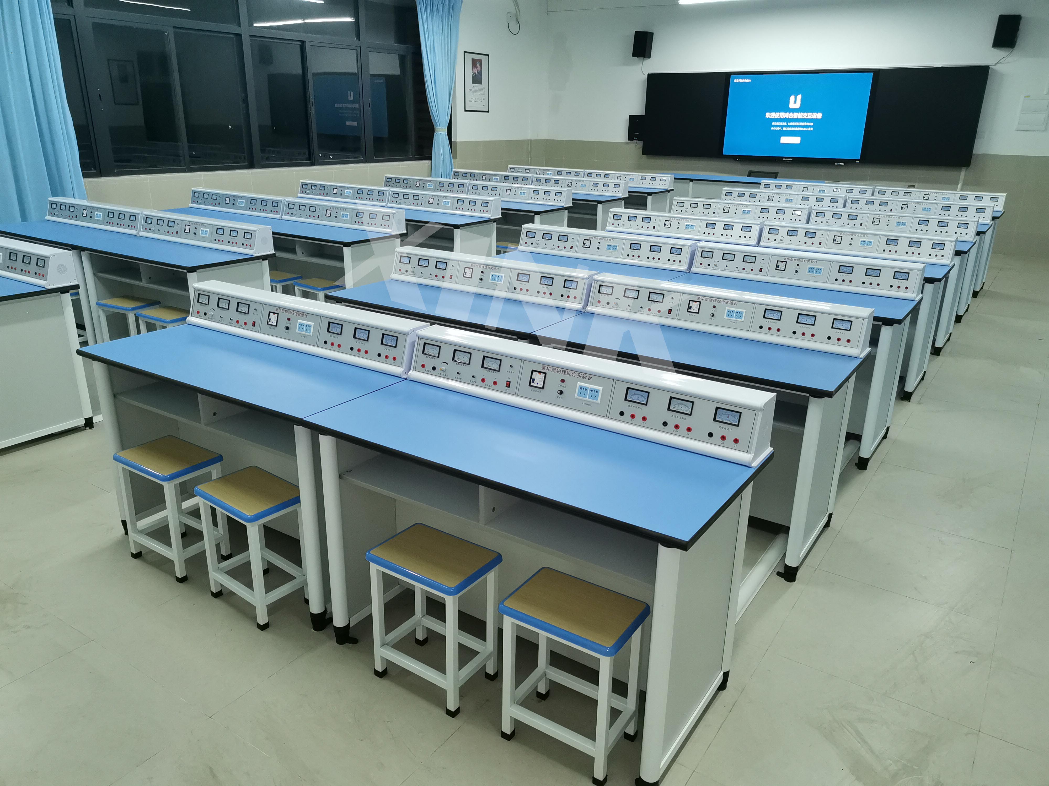 電學(xué)<a href='http://www.tjxblsf.com/' target='1' style='font-size:14px; font-weight:bold; color:#0080ff;'>物理實(shí)驗(yàn)室</a>