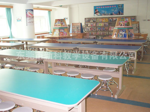 <a href='http://www.tjxblsf.com/chanpin/110-1.html' target='1' style='font-size:18px; font-weight:bold; color:#000000;'>圖書閱覽室</a>7