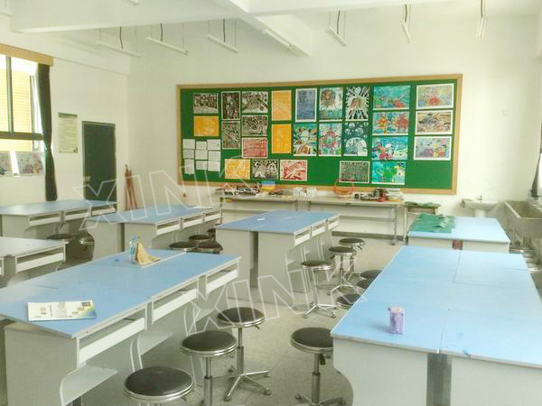 <a href='http://www.tjxblsf.com/chanpin/56-1.html' target='1' style='font-size:18px; font-weight:bold; color:#000000;'>美術功能室</a>