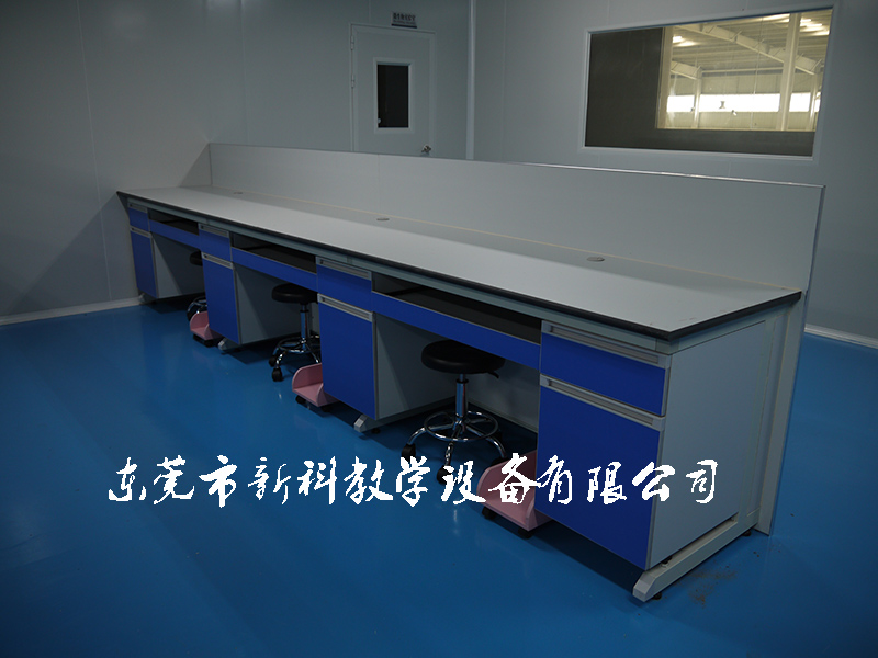 <a href='http://www.tjxblsf.com/products/64-1.html' target='1' style='font-size:18px; font-weight:bold; color:#000000;'>實驗室邊臺</a>案例